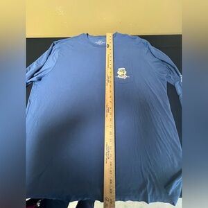 VINEYARD VINES LONG SLEEVE PAWTY ANIMAL T-SHIRT WITH POCKET. SIZE XL MEN’S